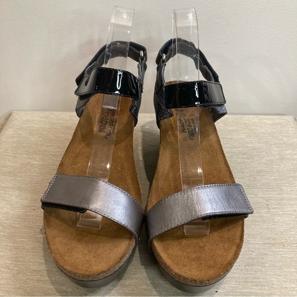 NAOT Sz 40 Alpha Anatomic Footbed Suede Wrap Hook & Loop Closures Rivets Sandals - Picture 2 of 15